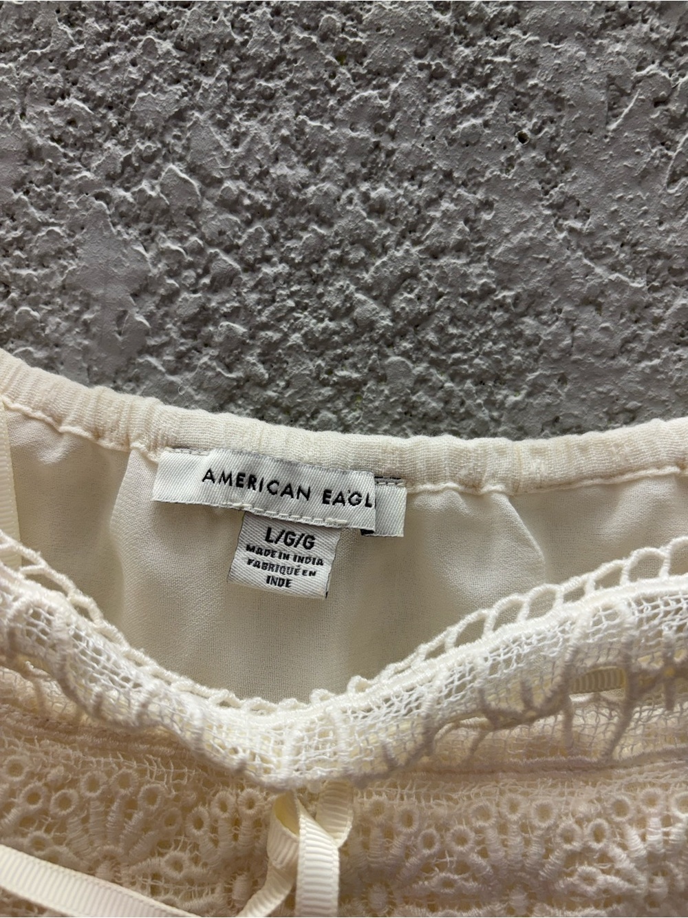 American Eagle Outfitters Cream Lace-Trim Cropped Cami - Picture 3 of 6